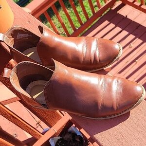 Universal Thread shoes